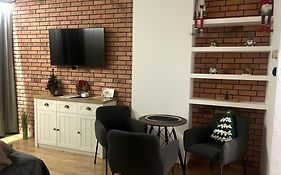 Apartament 8